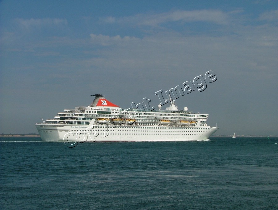 In the Solent - 1st August 2011