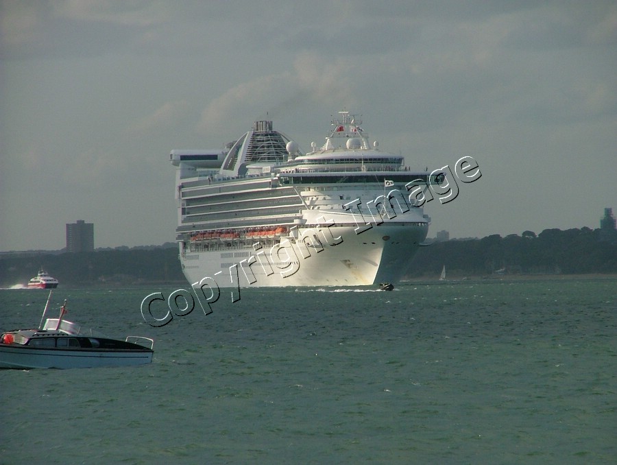 Southampton Water 29 August 2009